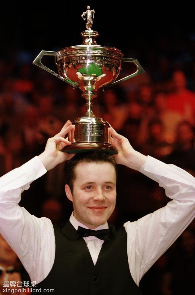 更是在球队 更是在球队