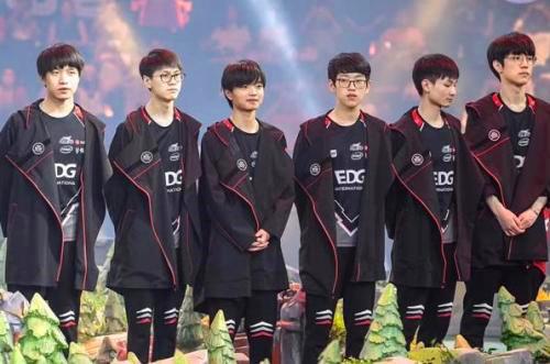 与专业媒体 与专业媒体